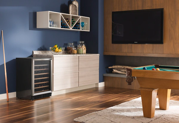 EntertainmentRoom_FGWC5233TS_708.webp