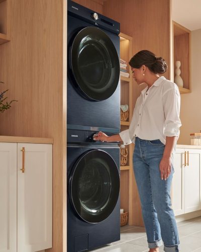 underscored-samsung-bespoke-ultra-capacity-ai-front-load-washer-and-electric-dryer-in-brushed-navy-3